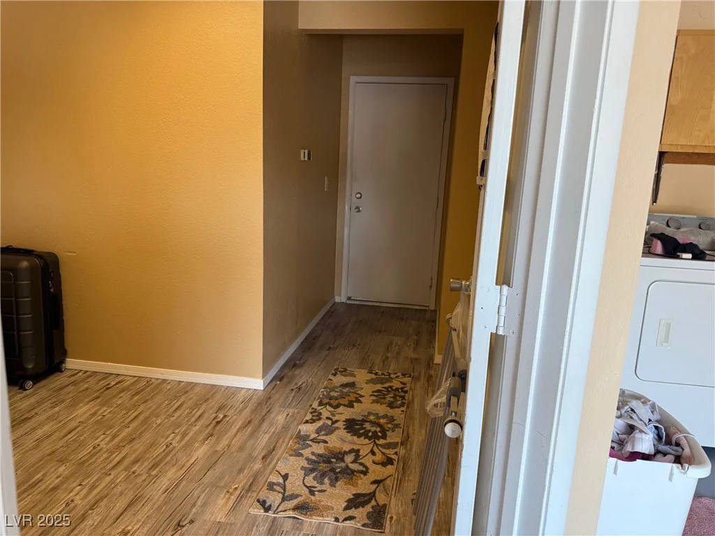 5033 Austrian, Las Vegas, NV 89130