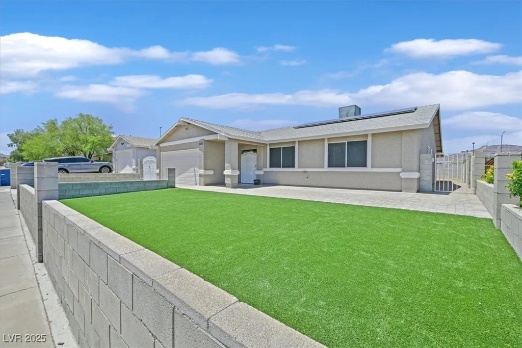 808 Vermillion, Henderson, NV 89002