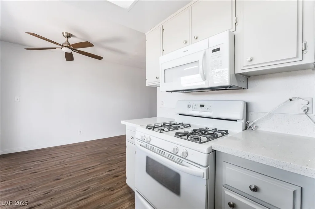 1440 Vegas Valley, Las Vegas, NV 89169