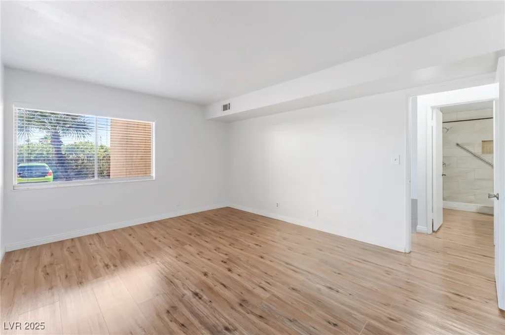 1440 Vegas Valley, Las Vegas, NV 89169