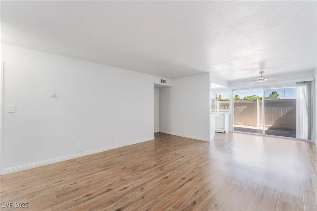 1440 Vegas Valley, Las Vegas, NV 89169