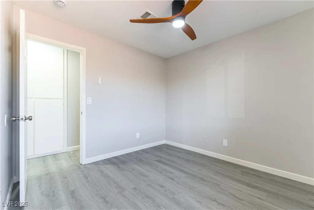 5800 Auborn, Las Vegas, NV 89108