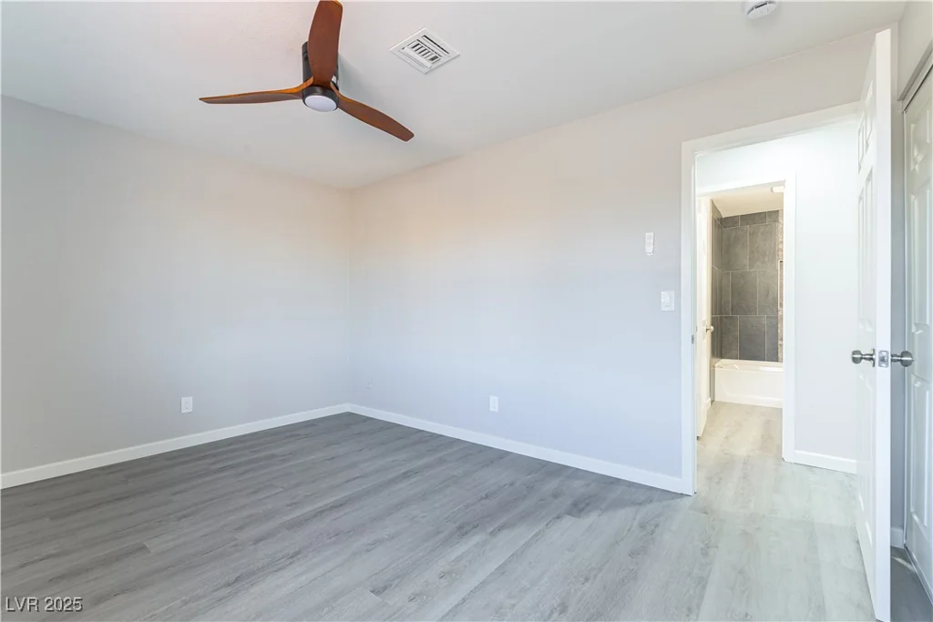 5800 Auborn, Las Vegas, NV 89108