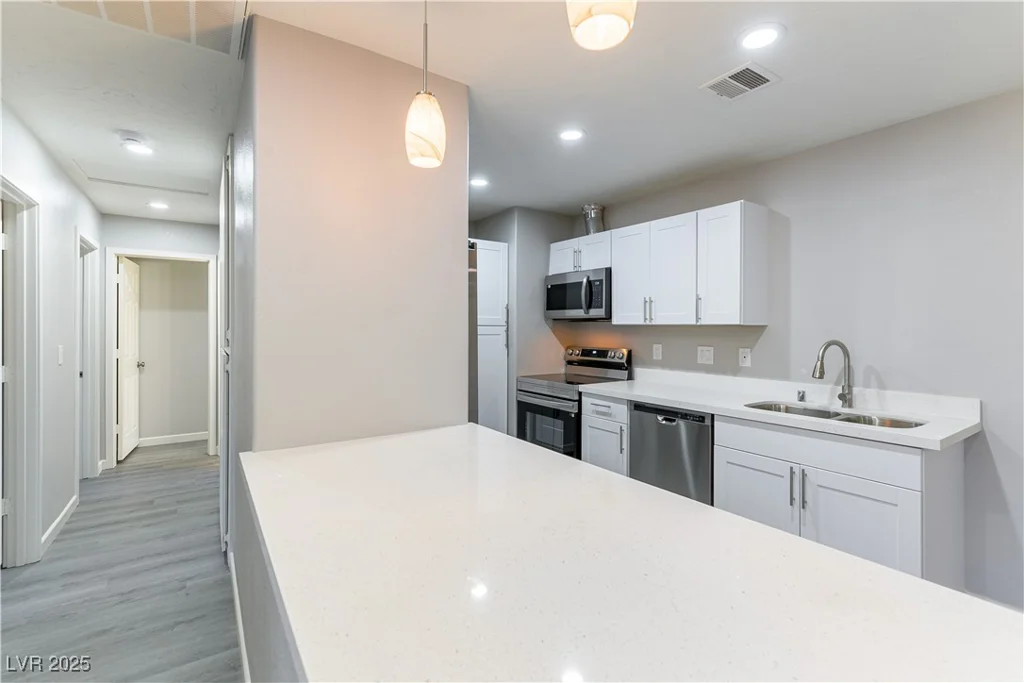 5800 Auborn, Las Vegas, NV 89108