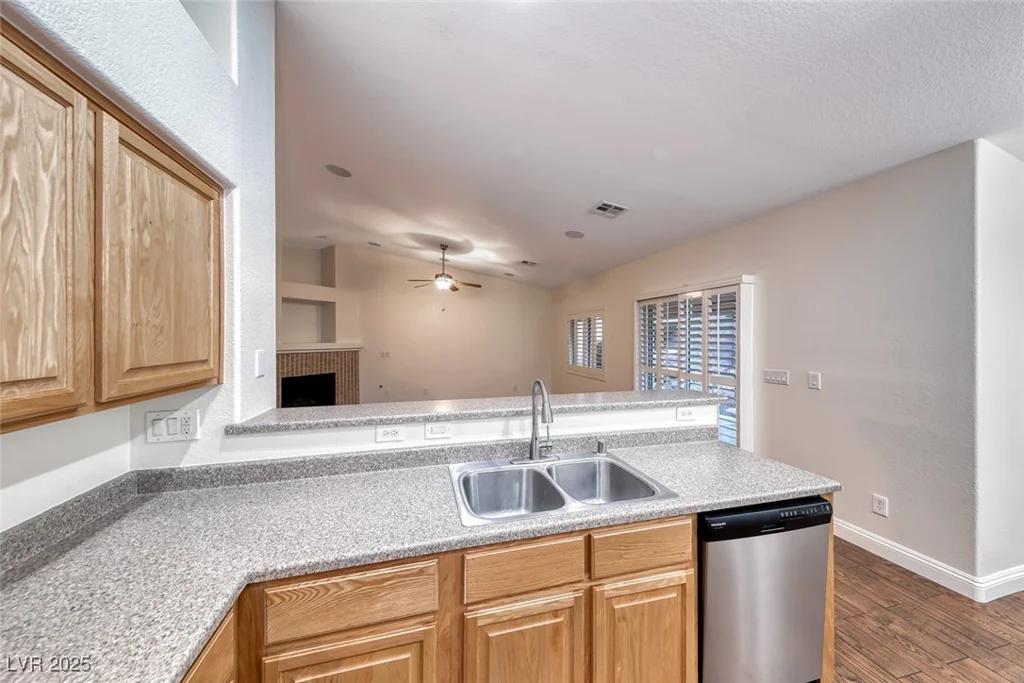 1643 Silver Slipper, Henderson, NV 89002