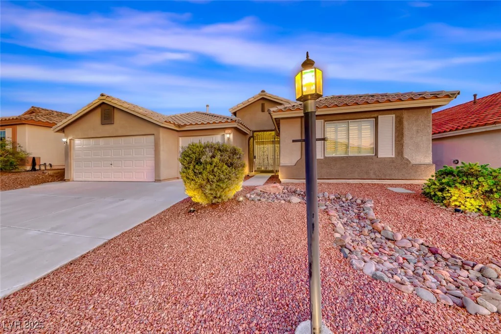 1643 Silver Slipper, Henderson, NV 89002