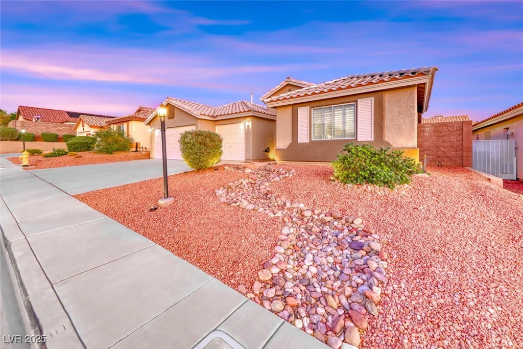 1643 Silver Slipper, Henderson, NV 89002