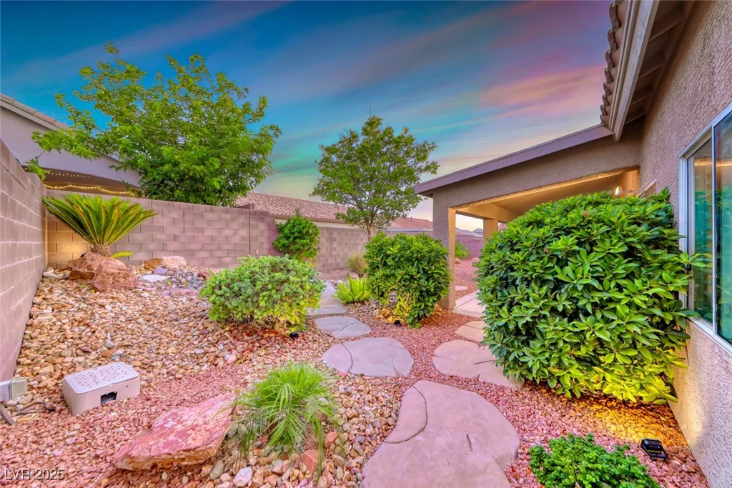 1643 Silver Slipper, Henderson, NV 89002