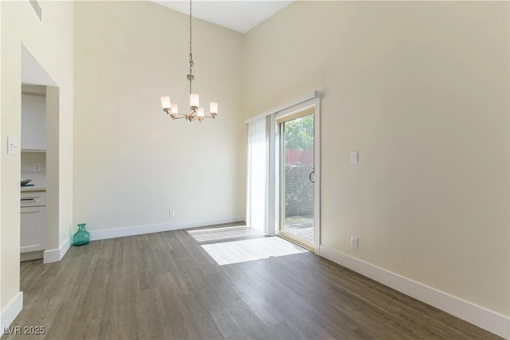 2241 Tall Pine, Las Vegas, NV 89108