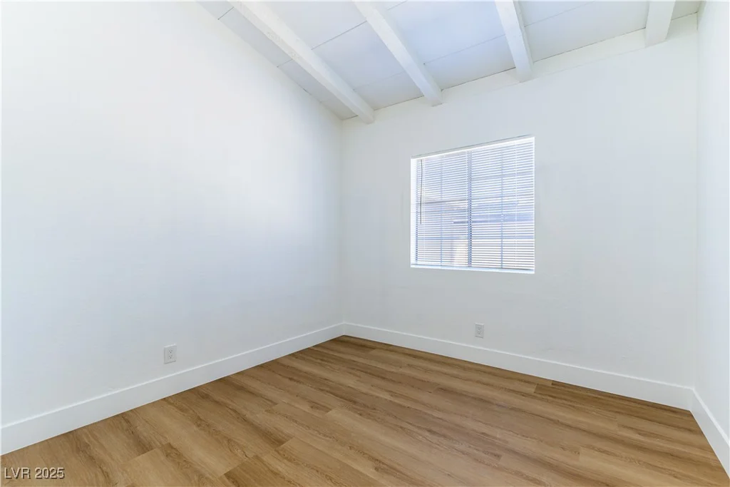 1916 Howard, Las Vegas, NV 89104