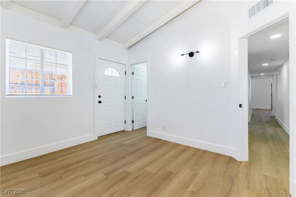 1916 Howard, Las Vegas, NV 89104