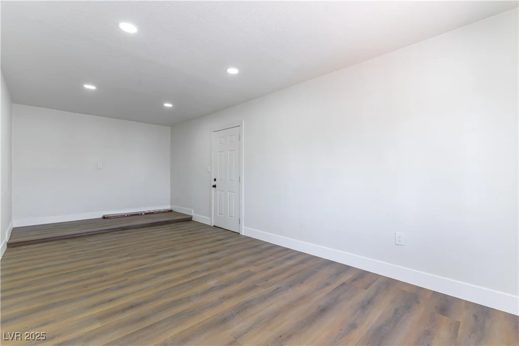 1916 Howard, Las Vegas, NV 89104