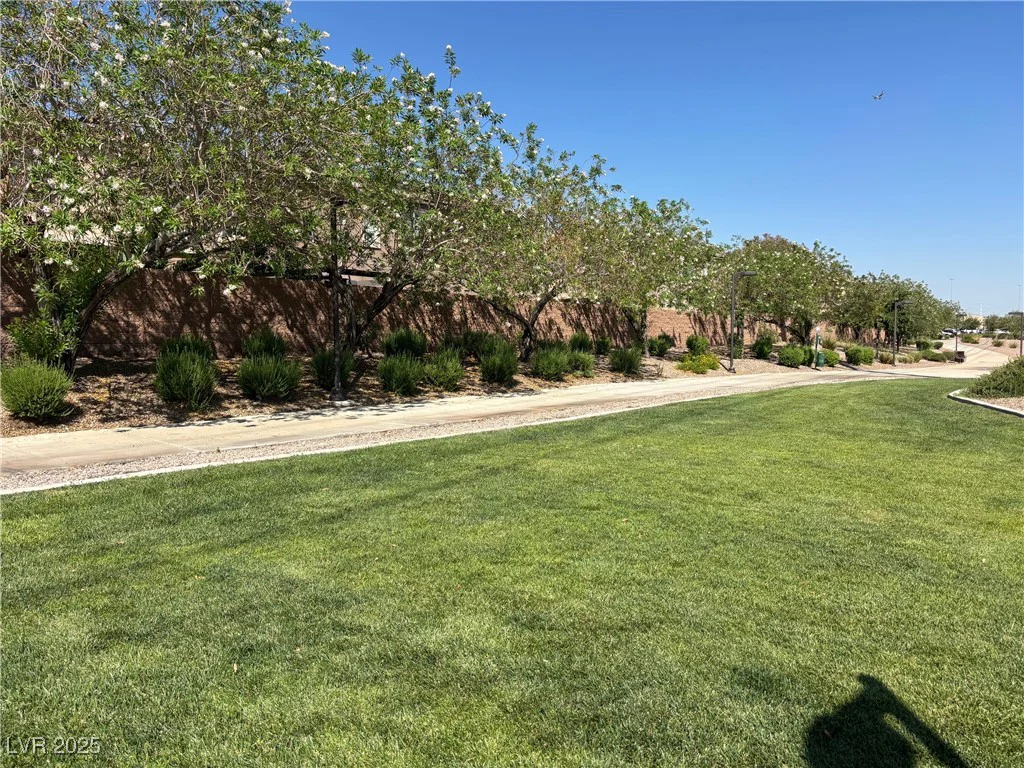 664 Forest Peak, Henderson, NV 89011