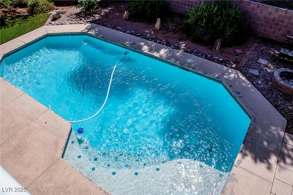 6293 Pavestone, Las Vegas, NV 89142