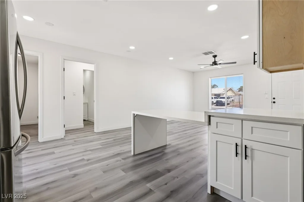 4825 Stillwater, Las Vegas, NV 89110