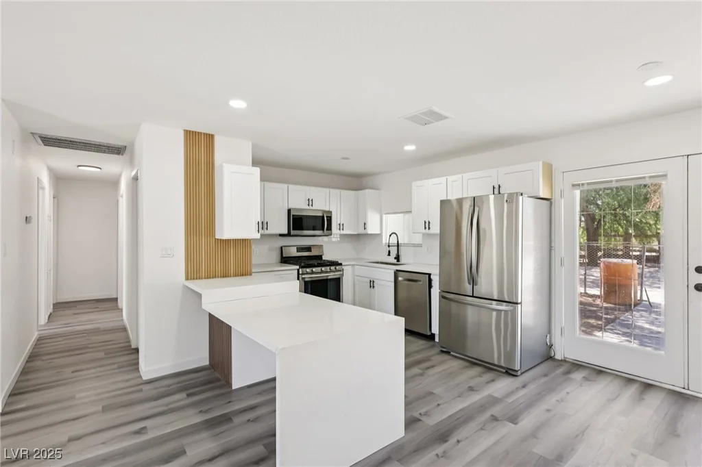 4825 Stillwater, Las Vegas, NV 89110