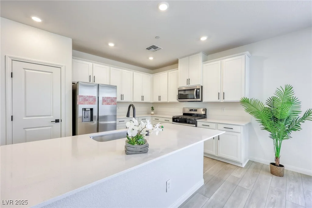 2728 Tricase, Henderson, NV 89044