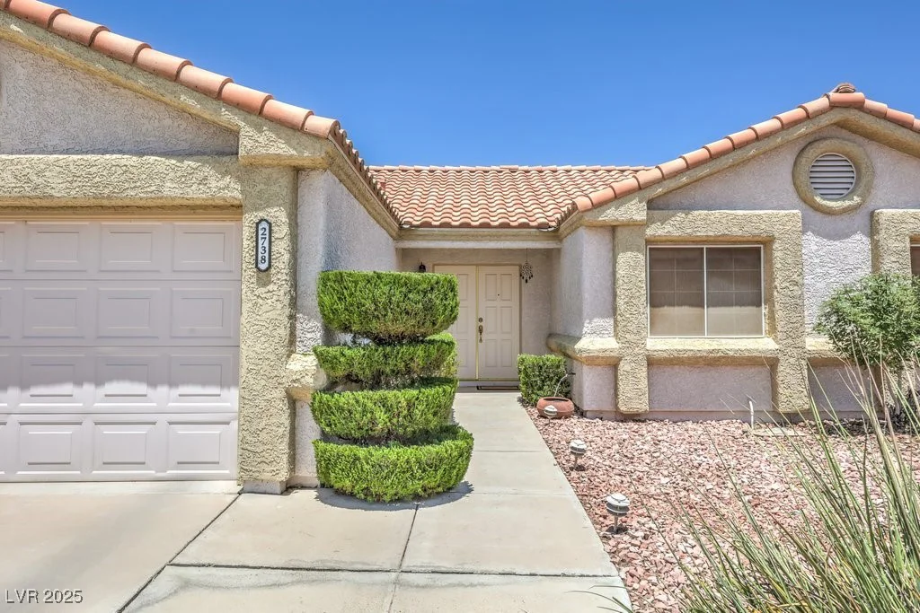 2738 Sandalwood, Henderson, NV 89074