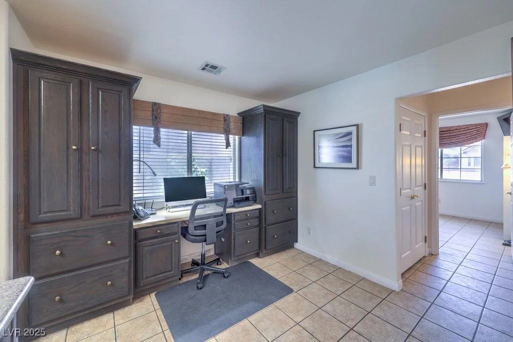 2738 Sandalwood, Henderson, NV 89074