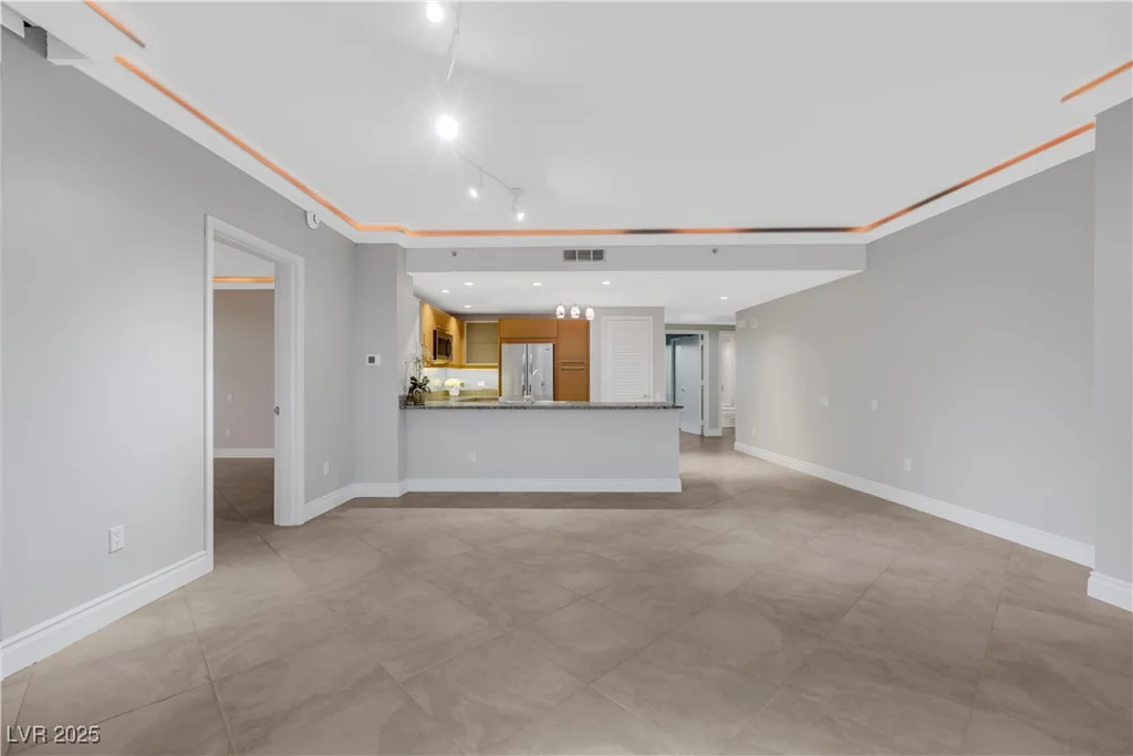 322 Karen, Las Vegas, NV 89109