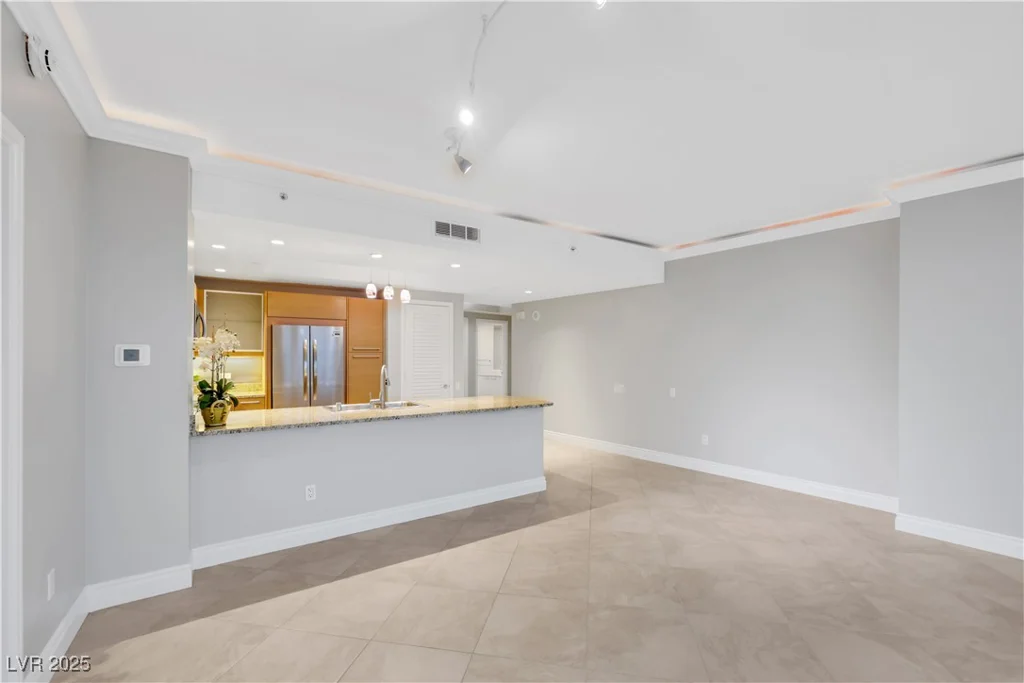 322 Karen, Las Vegas, NV 89109