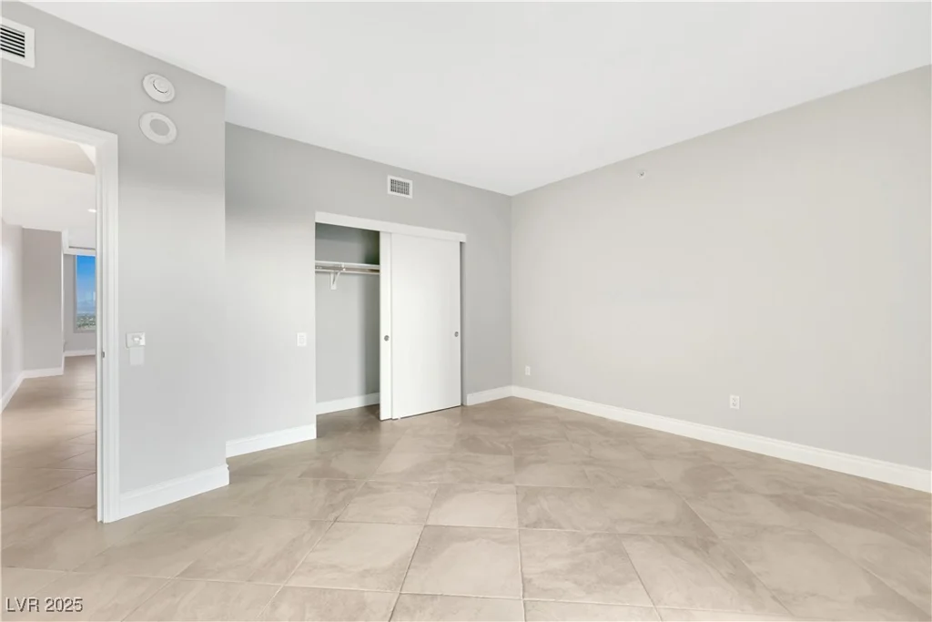 322 Karen, Las Vegas, NV 89109