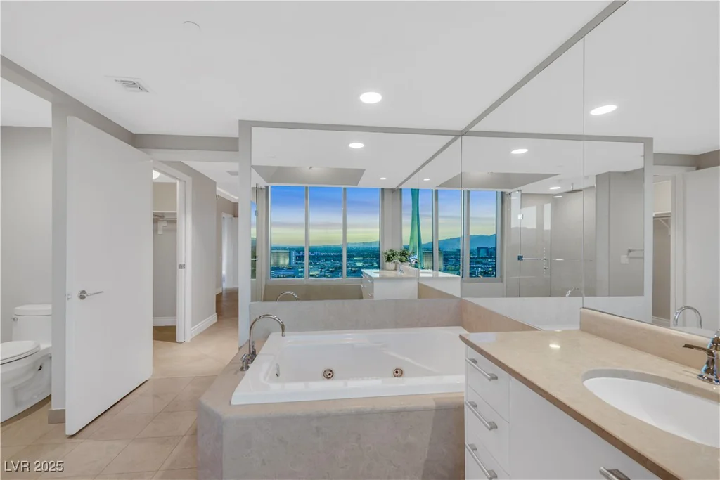 322 Karen, Las Vegas, NV 89109