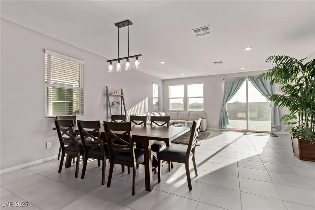 6909 Toll Mountain, North Las Vegas, NV 89086