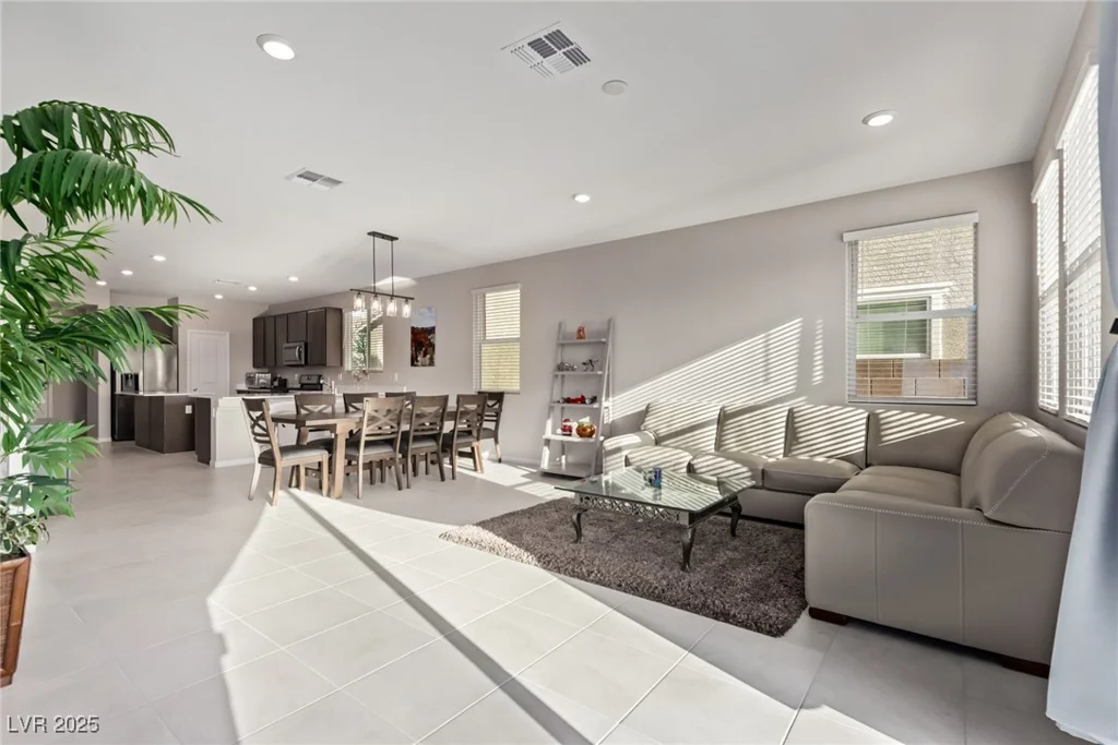 6909 Toll Mountain, North Las Vegas, NV 89086