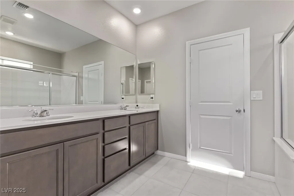 6909 Toll Mountain, North Las Vegas, NV 89086