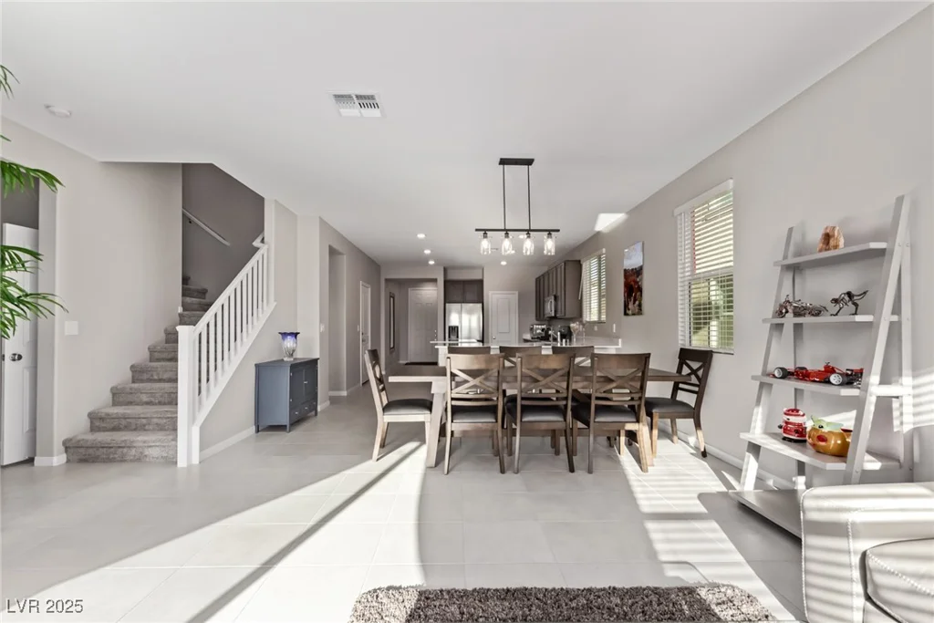 6909 Toll Mountain, North Las Vegas, NV 89086