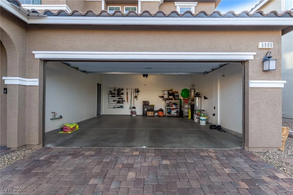 6909 Toll Mountain, North Las Vegas, NV 89086