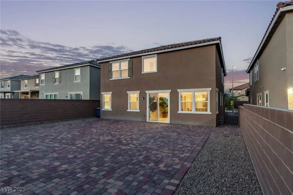 6909 Toll Mountain, North Las Vegas, NV 89086
