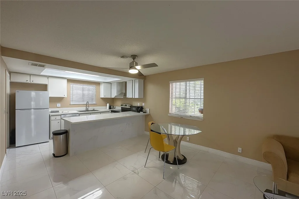 4420 Rich, Las Vegas, NV 89102