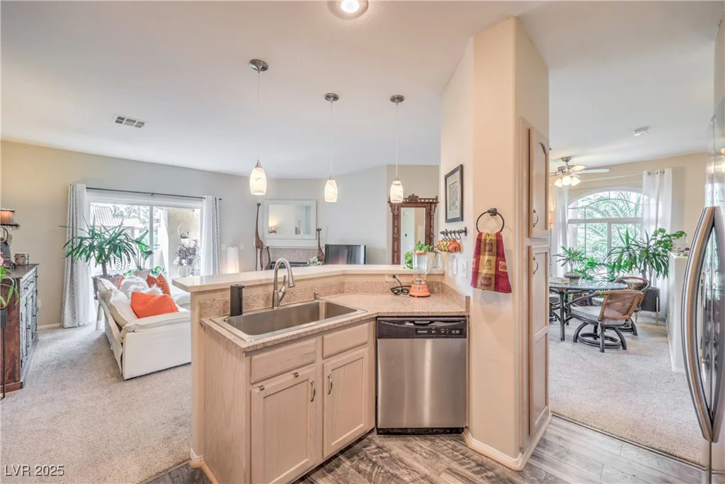 2050 Warm Springs, Henderson, NV 89014
