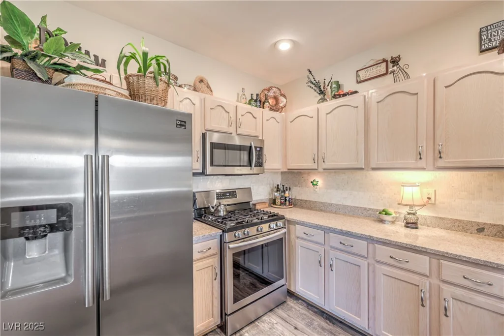 2050 Warm Springs, Henderson, NV 89014