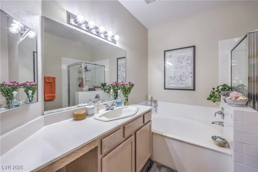 2050 Warm Springs, Henderson, NV 89014