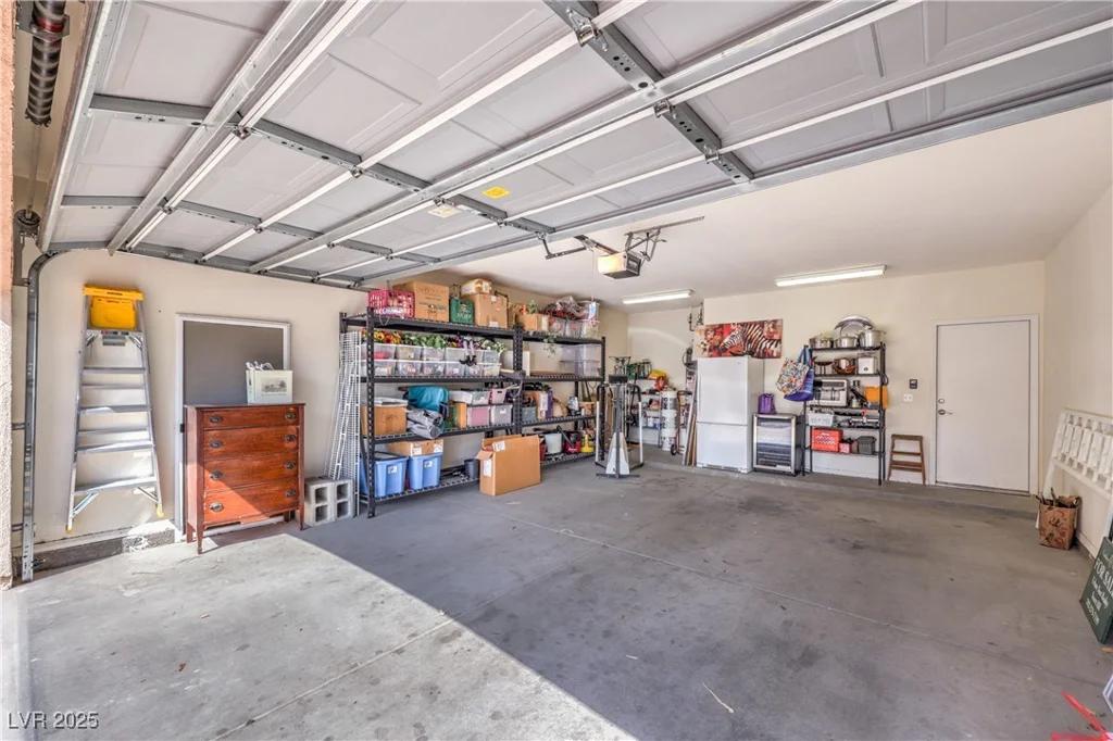 2050 Warm Springs, Henderson, NV 89014