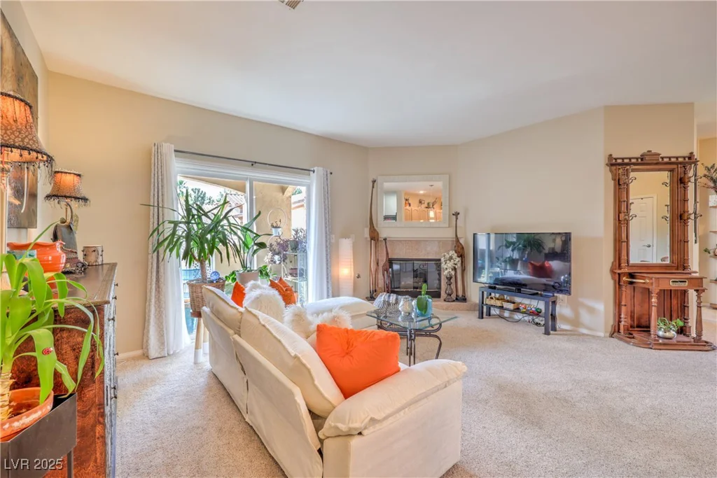 2050 Warm Springs, Henderson, NV 89014