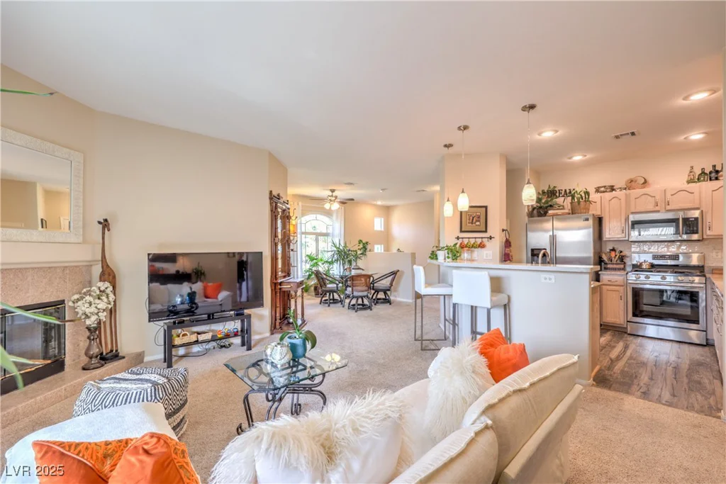 2050 Warm Springs, Henderson, NV 89014