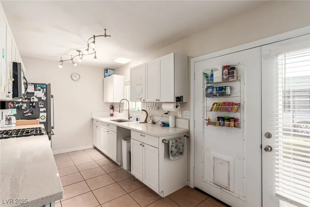 4168 Wendy, Las Vegas, NV 89115