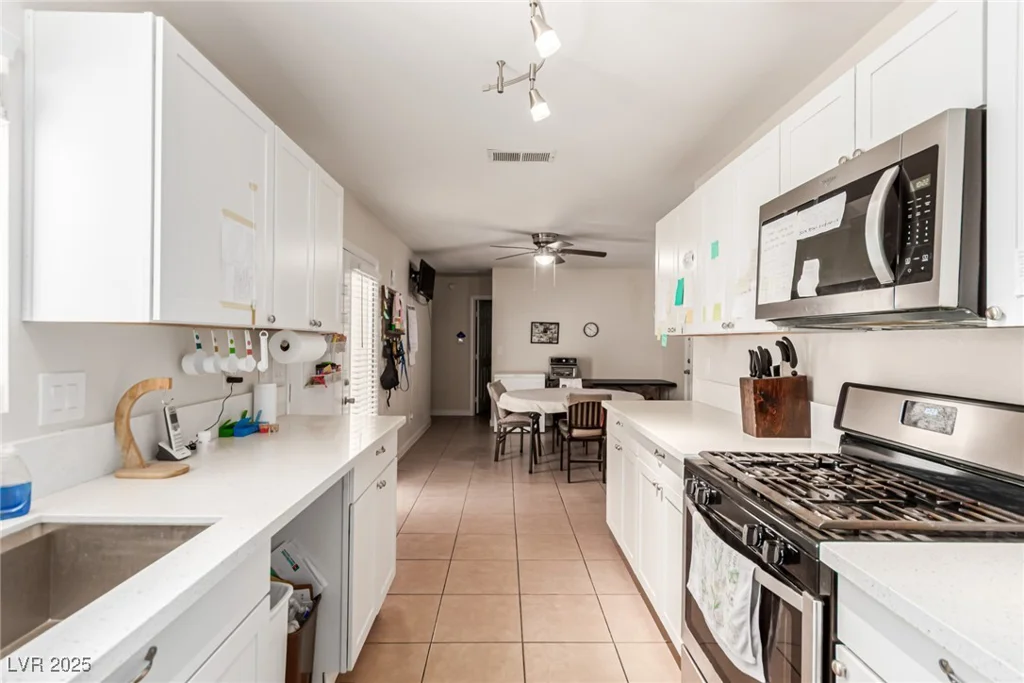 4168 Wendy, Las Vegas, NV 89115
