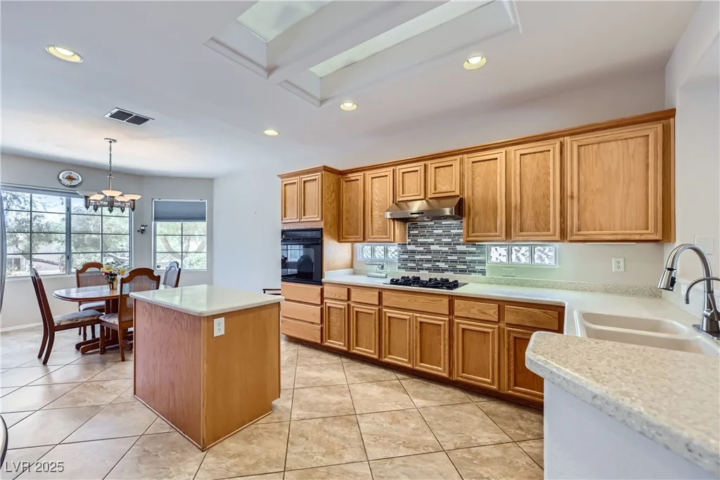2016 Biloxi, Henderson, NV 89052