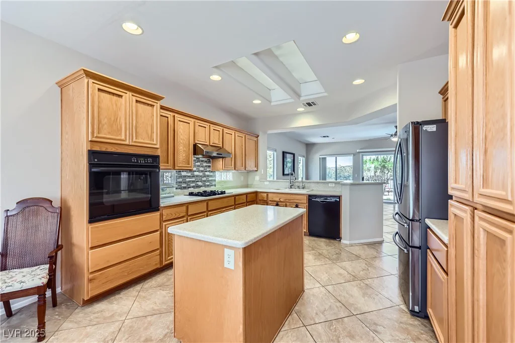 2016 Biloxi, Henderson, NV 89052