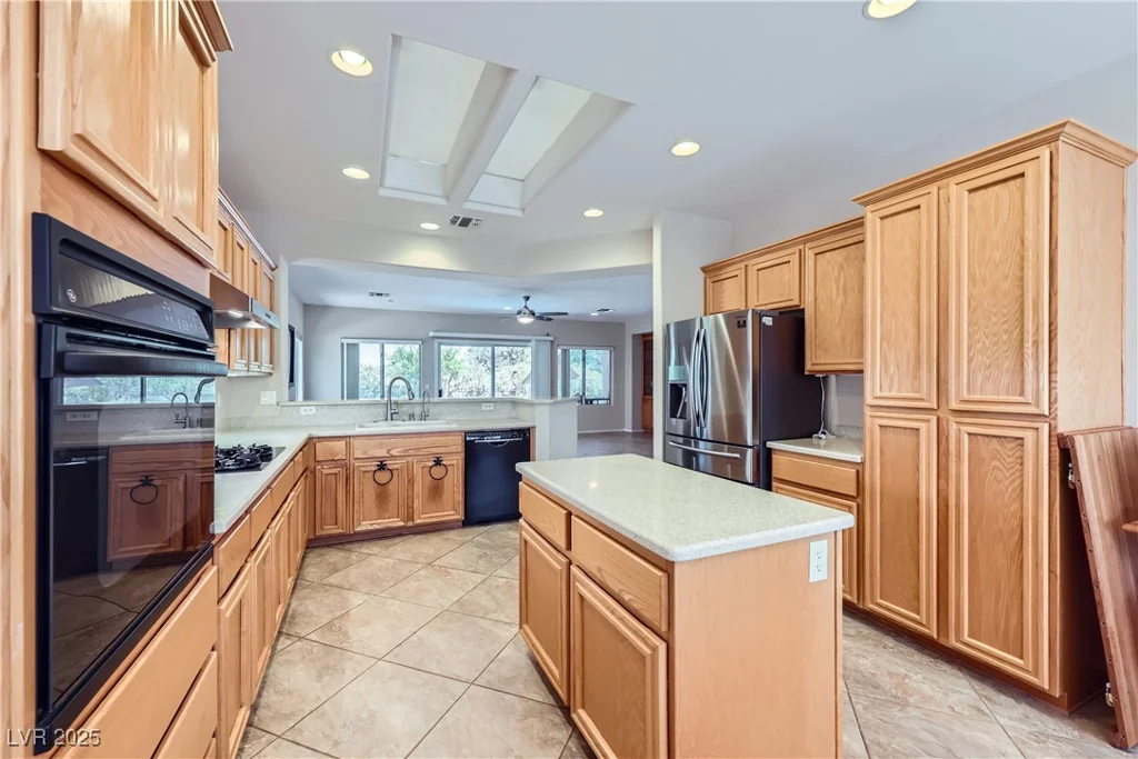2016 Biloxi, Henderson, NV 89052