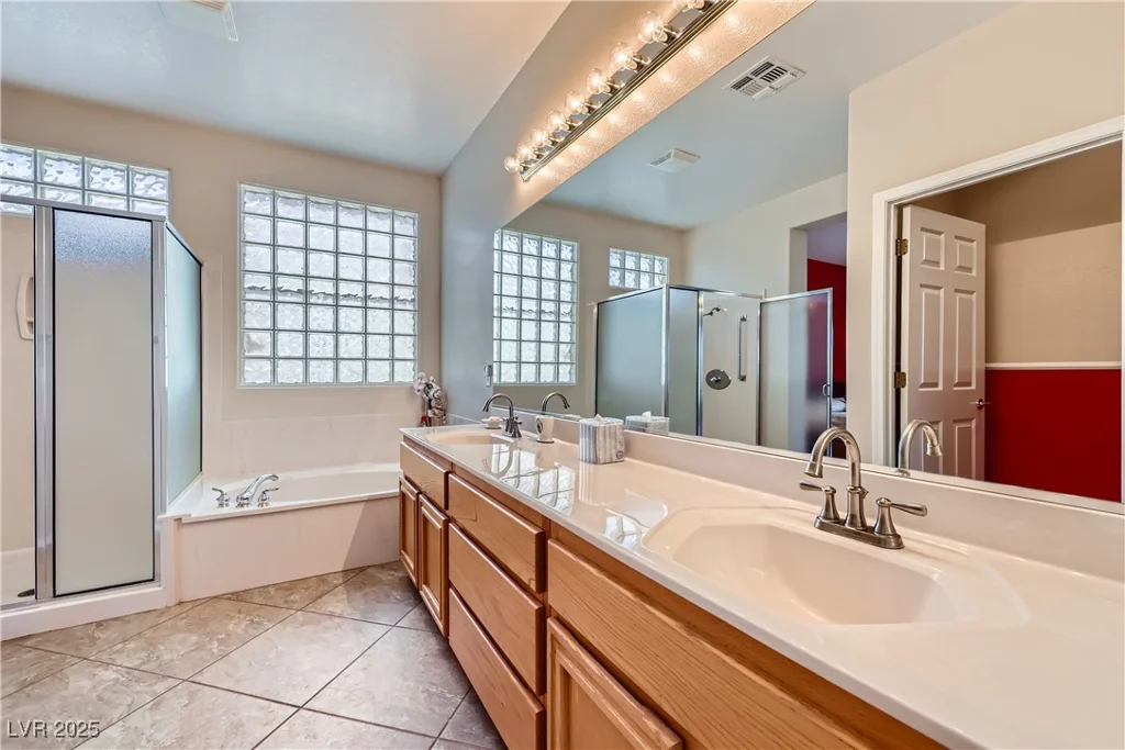 2016 Biloxi, Henderson, NV 89052
