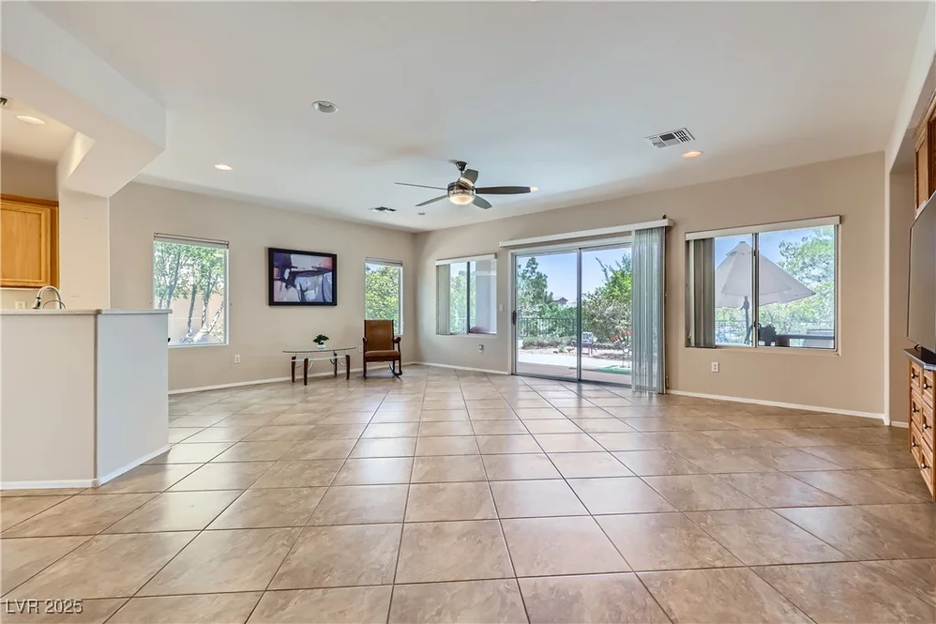 2016 Biloxi, Henderson, NV 89052