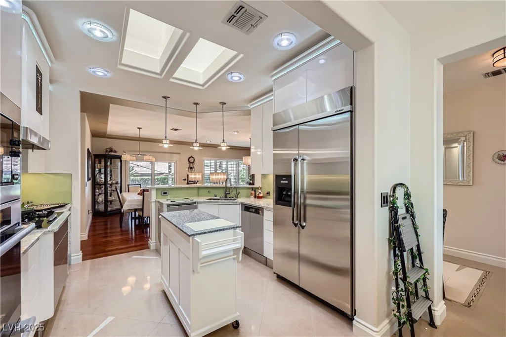 1897 Holdenville, Henderson, NV 89052