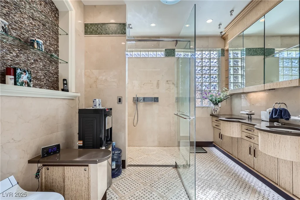 1897 Holdenville, Henderson, NV 89052