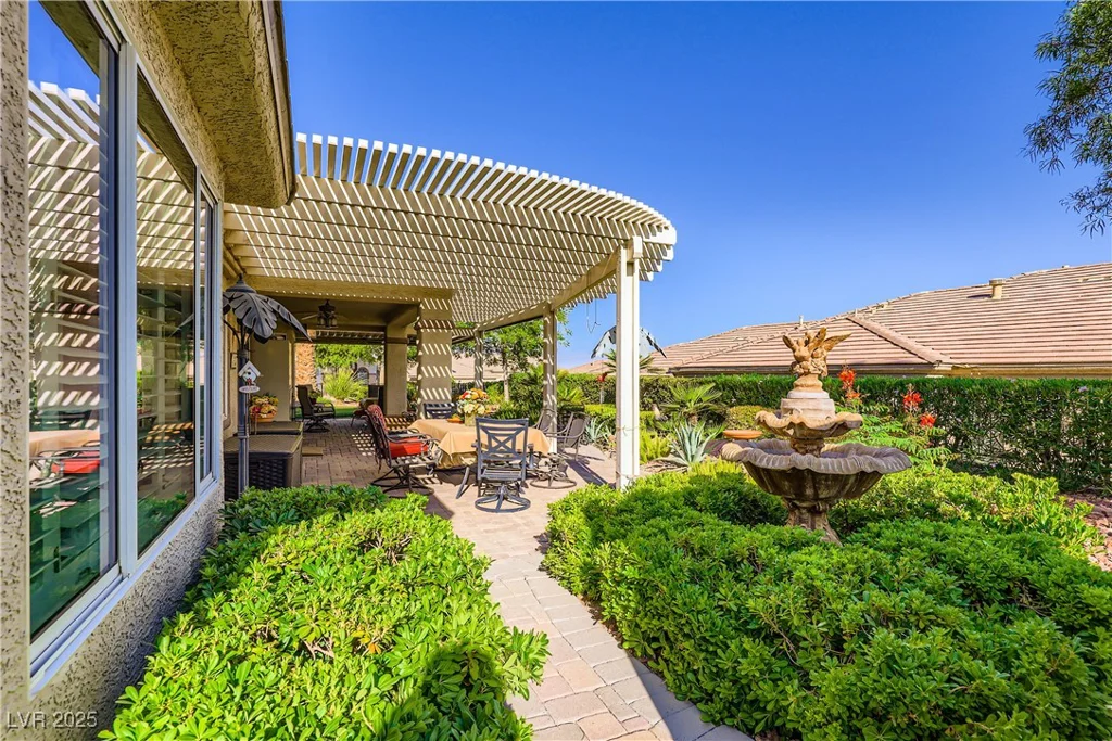 1897 Holdenville, Henderson, NV 89052